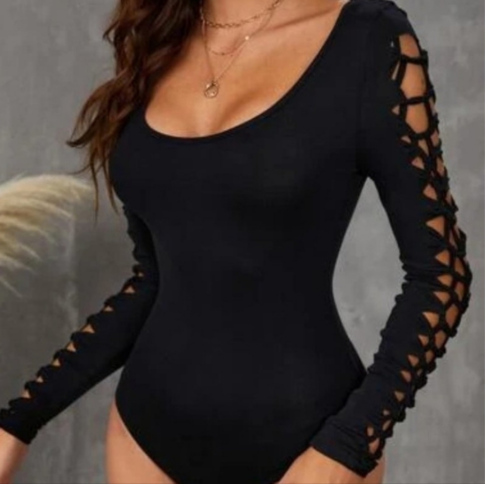 NWT $198 ELIE TAHARI Black Knitred Lattice Bodysuit - L